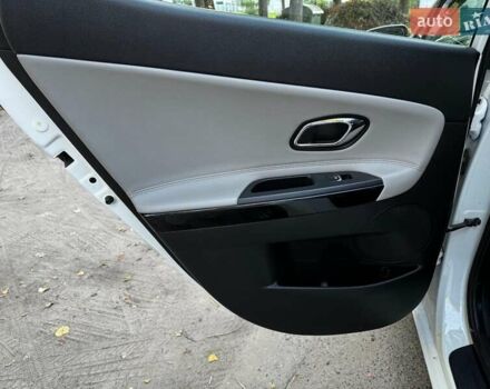 Білий Кіа Сід, об'ємом двигуна 1.6 л та пробігом 101 тис. км за 13640 $, фото 22 на Automoto.ua