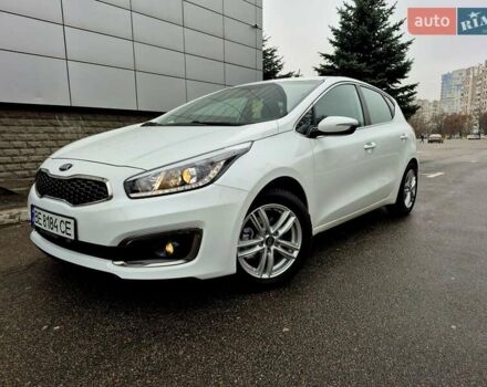 Білий Кіа Сід, об'ємом двигуна 1.6 л та пробігом 100 тис. км за 13999 $, фото 69 на Automoto.ua