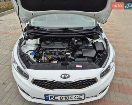 Білий Кіа Сід, об'ємом двигуна 1.6 л та пробігом 100 тис. км за 13999 $, фото 59 на Automoto.ua
