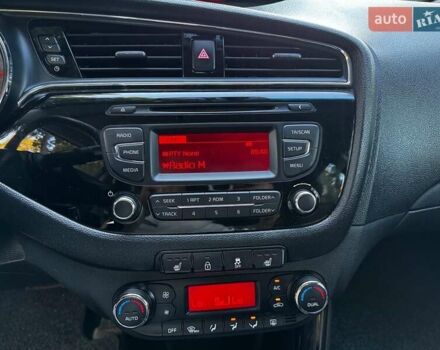 Білий Кіа Сід, об'ємом двигуна 1.6 л та пробігом 101 тис. км за 13640 $, фото 14 на Automoto.ua