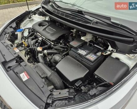 Белый Киа Сид, объемом двигателя 1.6 л и пробегом 100 тыс. км за 14450 $, фото 74 на Automoto.ua