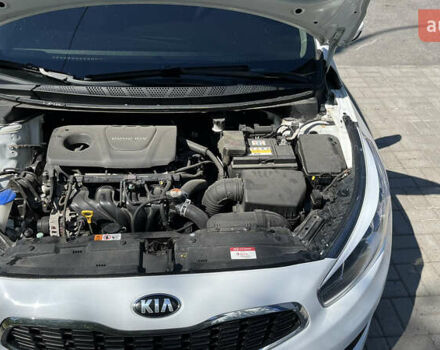 Кіа Сід 2018 у Запоріжжя на Automoto.ua Білий Кіа Сід, об'ємом двигуна 1.59 л та пробігом 56 тис. км за 15000 $, фото 16 на Automoto.ua