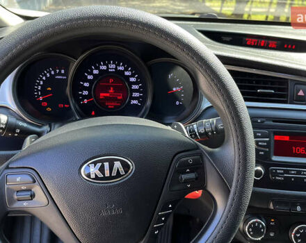 Кіа Сід 2018 у Запоріжжя на Automoto.ua Білий Кіа Сід, об'ємом двигуна 1.59 л та пробігом 56 тис. км за 15000 $, фото 14 на Automoto.ua