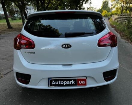 Білий Кіа Сід, об'ємом двигуна 1.6 л та пробігом 101 тис. км за 13640 $, фото 7 на Automoto.ua