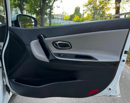 Білий Кіа Сід, об'ємом двигуна 1.6 л та пробігом 101 тис. км за 13640 $, фото 26 на Automoto.ua