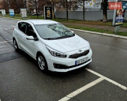 Білий Кіа Сід, об'ємом двигуна 1.6 л та пробігом 100 тис. км за 13999 $, фото 9 на Automoto.ua