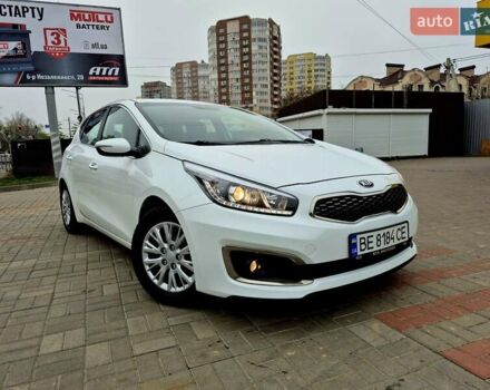 Белый Киа Сид, объемом двигателя 1.6 л и пробегом 100 тыс. км за 14450 $, фото 87 на Automoto.ua