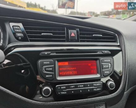 Білий Кіа Сід, об'ємом двигуна 1.6 л та пробігом 100 тис. км за 13999 $, фото 34 на Automoto.ua