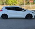Белый Киа Сид, объемом двигателя 1.59 л и пробегом 70 тыс. км за 13500 $, фото 5 на Automoto.ua