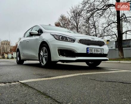 Білий Кіа Сід, об'ємом двигуна 1.6 л та пробігом 100 тис. км за 13999 $, фото 13 на Automoto.ua