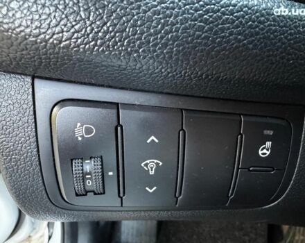 Білий Кіа Сід, об'ємом двигуна 1.6 л та пробігом 101 тис. км за 13640 $, фото 19 на Automoto.ua