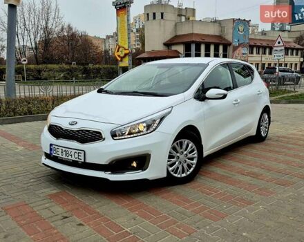 Белый Киа Сид, объемом двигателя 1.6 л и пробегом 100 тыс. км за 14450 $, фото 77 на Automoto.ua