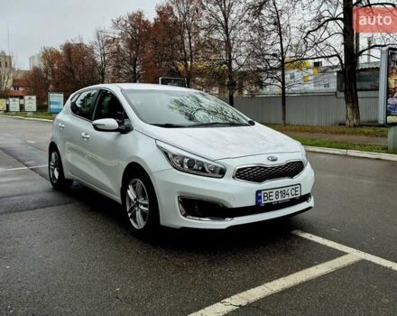 Білий Кіа Сід, об'ємом двигуна 1.6 л та пробігом 100 тис. км за 13999 $, фото 11 на Automoto.ua