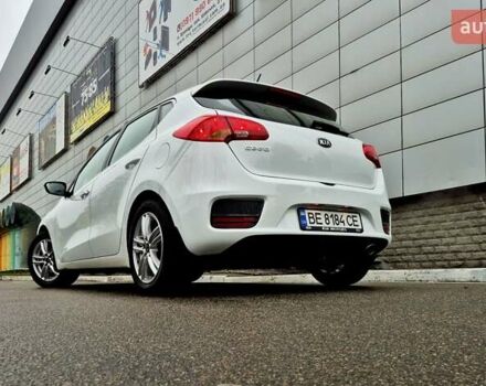 Білий Кіа Сід, об'ємом двигуна 1.6 л та пробігом 100 тис. км за 13999 $, фото 78 на Automoto.ua