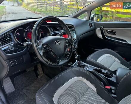 Білий Кіа Сід, об'ємом двигуна 1.6 л та пробігом 101 тис. км за 13640 $, фото 13 на Automoto.ua