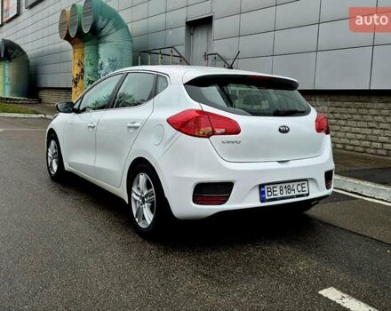 Білий Кіа Сід, об'ємом двигуна 1.6 л та пробігом 100 тис. км за 13999 $, фото 1 на Automoto.ua