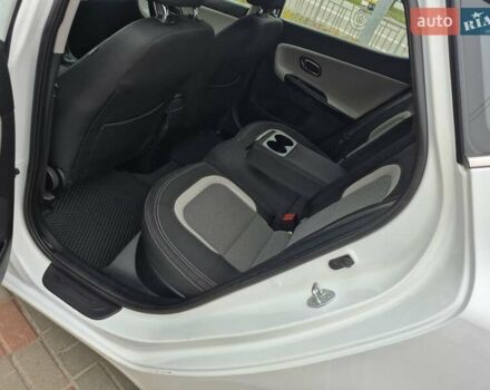 Білий Кіа Сід, об'ємом двигуна 1.6 л та пробігом 100 тис. км за 13999 $, фото 42 на Automoto.ua