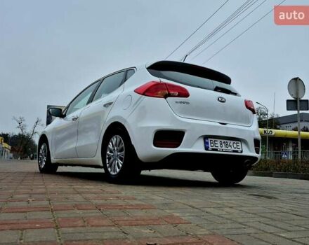 Белый Киа Сид, объемом двигателя 1.6 л и пробегом 100 тыс. км за 14450 $, фото 2 на Automoto.ua