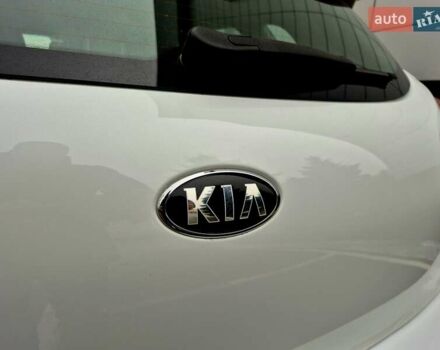 Білий Кіа Сід, об'ємом двигуна 1.6 л та пробігом 100 тис. км за 13999 $, фото 20 на Automoto.ua