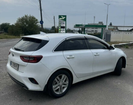 Белый Киа Сид, объемом двигателя 1.6 л и пробегом 63 тыс. км за 16200 $, фото 5 на Automoto.ua