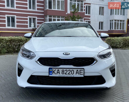 Белый Киа Сид, объемом двигателя 1.59 л и пробегом 107 тыс. км за 12350 $, фото 15 на Automoto.ua