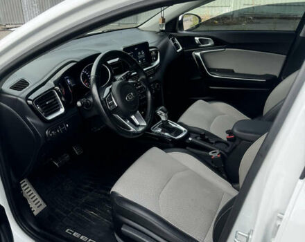 Белый Киа Сид, объемом двигателя 1.6 л и пробегом 63 тыс. км за 16200 $, фото 16 на Automoto.ua