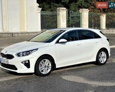 Белый Киа Сид, объемом двигателя 1.59 л и пробегом 53 тыс. км за 16400 $, фото 32 на Automoto.ua
