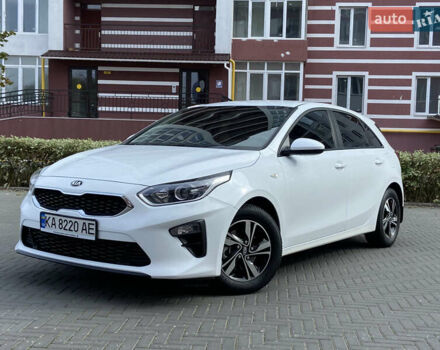 Белый Киа Сид, объемом двигателя 1.59 л и пробегом 107 тыс. км за 12350 $, фото 1 на Automoto.ua