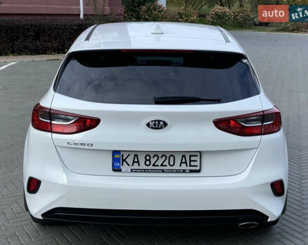 Белый Киа Сид, объемом двигателя 1.59 л и пробегом 107 тыс. км за 12350 $, фото 4 на Automoto.ua
