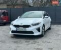 Белый Киа Сид, объемом двигателя 1.59 л и пробегом 180 тыс. км за 11000 $, фото 1 на Automoto.ua