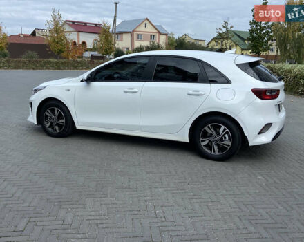 Белый Киа Сид, объемом двигателя 1.59 л и пробегом 107 тыс. км за 12350 $, фото 19 на Automoto.ua