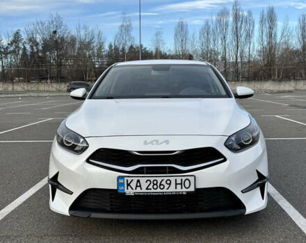 Білий Кіа Сід, об'ємом двигуна 1.59 л та пробігом 75 тис. км за 17800 $, фото 2 на Automoto.ua