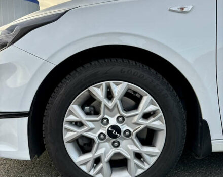 Білий Кіа Сід, об'ємом двигуна 1.59 л та пробігом 75 тис. км за 17800 $, фото 11 на Automoto.ua