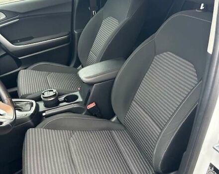 Белый Киа Сид, объемом двигателя 1.59 л и пробегом 76 тыс. км за 16300 $, фото 4 на Automoto.ua