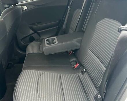 Белый Киа Сид, объемом двигателя 1.59 л и пробегом 76 тыс. км за 16300 $, фото 8 на Automoto.ua