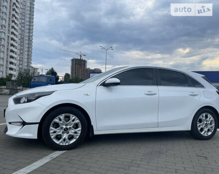 Білий Кіа Сід, об'ємом двигуна 1.6 л та пробігом 58 тис. км за 18200 $, фото 10 на Automoto.ua