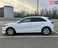 Білий Кіа Сід, об'ємом двигуна 1.59 л та пробігом 75 тис. км за 17800 $, фото 5 на Automoto.ua