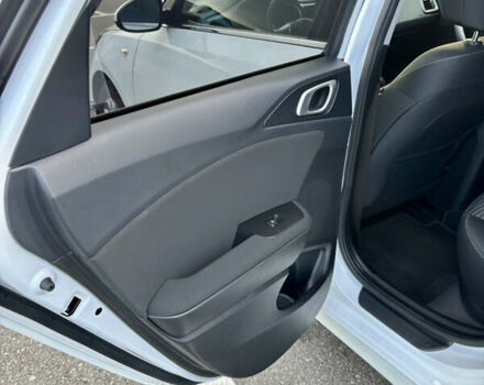 Білий Кіа Сід, об'ємом двигуна 1.59 л та пробігом 75 тис. км за 17800 $, фото 26 на Automoto.ua