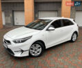 Білий Кіа Сід, об'ємом двигуна 1.6 л та пробігом 30 тис. км за 18900 $, фото 8 на Automoto.ua