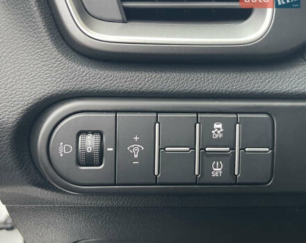 Білий Кіа Сід, об'ємом двигуна 1.6 л та пробігом 30 тис. км за 18900 $, фото 42 на Automoto.ua