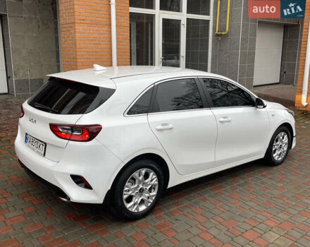 Білий Кіа Сід, об'ємом двигуна 1.6 л та пробігом 30 тис. км за 18900 $, фото 14 на Automoto.ua