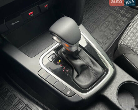 Білий Кіа Сід, об'ємом двигуна 1.6 л та пробігом 30 тис. км за 18900 $, фото 24 на Automoto.ua