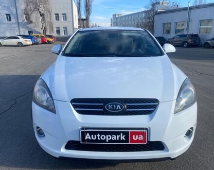 Білий Кіа Сід, об'ємом двигуна 2 л та пробігом 210 тис. км за 7490 $, фото 7 на Automoto.ua