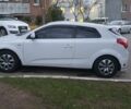 Белый Киа Сид, объемом двигателя 1.4 л и пробегом 169 тыс. км за 4800 $, фото 6 на Automoto.ua