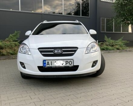 Белый Киа Сид, объемом двигателя 0 л и пробегом 320 тыс. км за 4850 $, фото 6 на Automoto.ua
