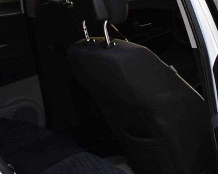 Белый Киа Сид, объемом двигателя 1.4 л и пробегом 252 тыс. км за 5499 $, фото 14 на Automoto.ua