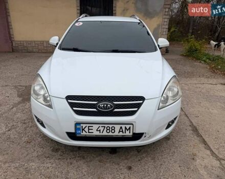 Білий Кіа Сід, об'ємом двигуна 1.4 л та пробігом 250 тис. км за 6400 $, фото 17 на Automoto.ua