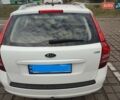 Белый Киа Сид, объемом двигателя 1.58 л и пробегом 330 тыс. км за 5000 $, фото 8 на Automoto.ua