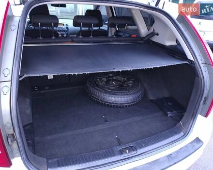 Белый Киа Сид, объемом двигателя 1.6 л и пробегом 230 тыс. км за 4999 $, фото 9 на Automoto.ua