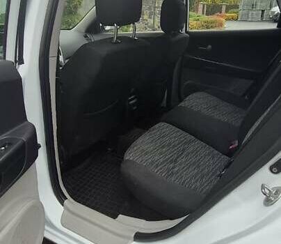 Киа Сид 2008 в Луцке на Automoto.ua Белый Киа Сид, объемом двигателя 1.6 л и пробегом 265 тыс. км за 6900 $, фото 2 на Automoto.ua